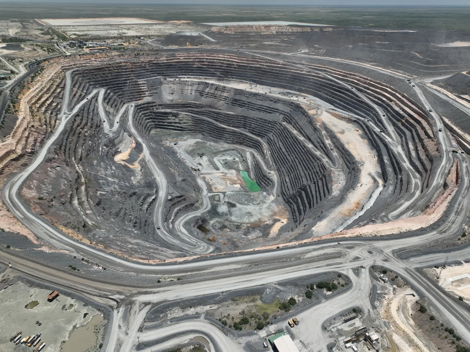 💎 The Diamond Mine — where little stones become stories